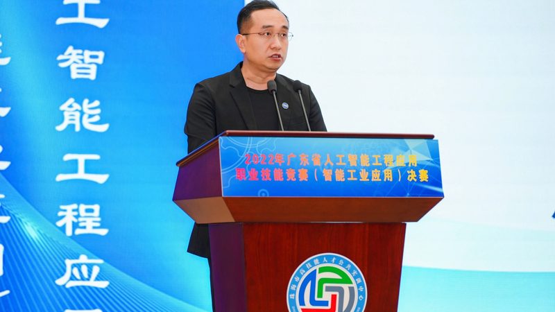 大模型与普通模型：准确率背后的差异解析**